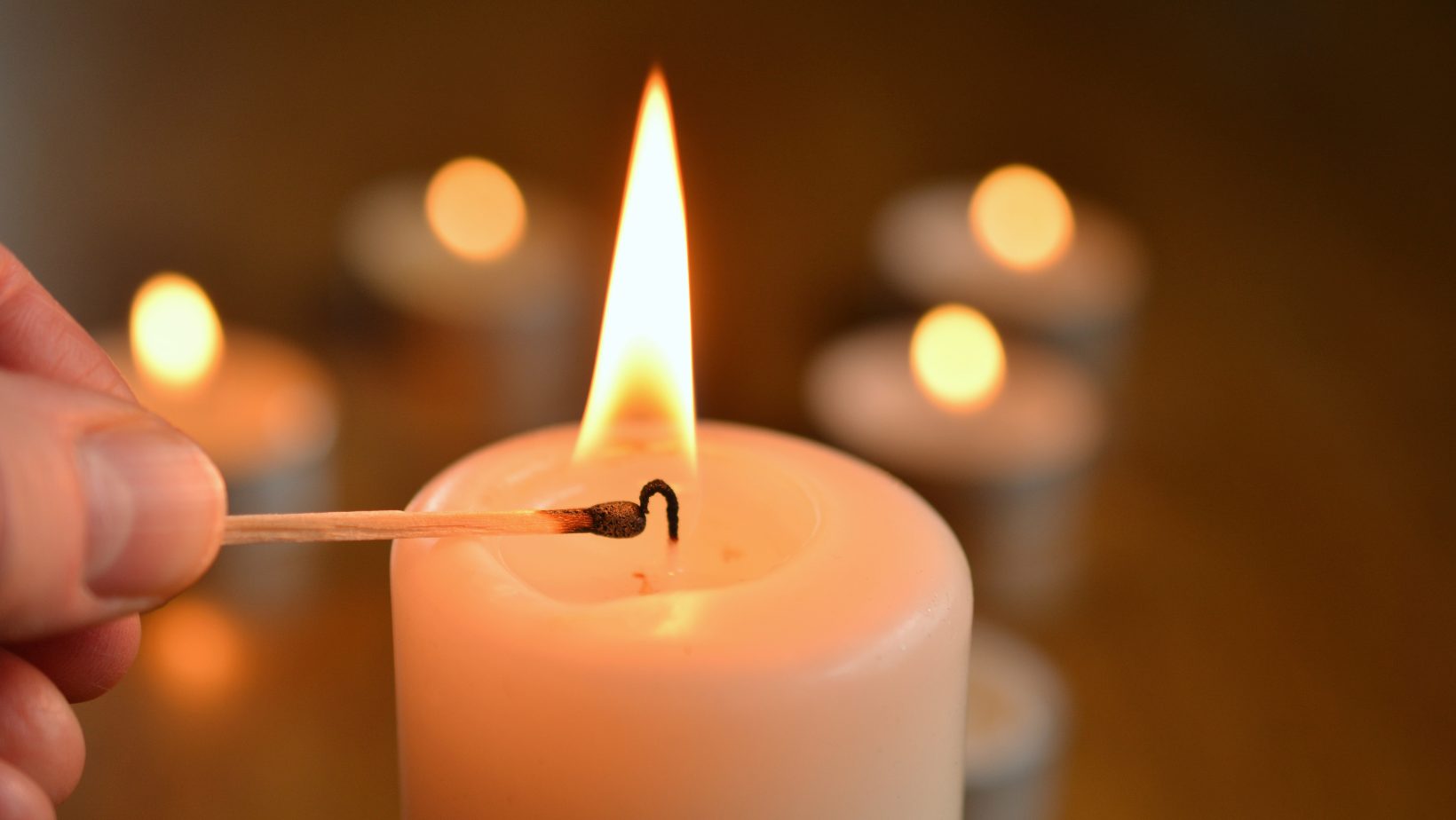 Wachsflecken entfernen